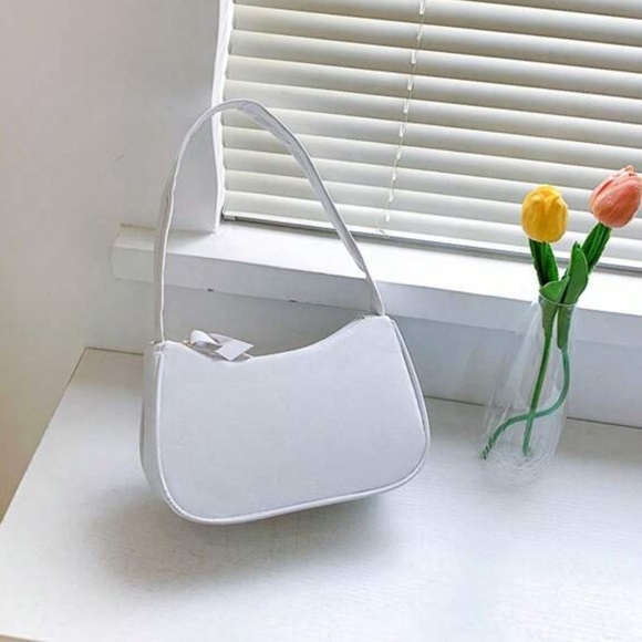 Handbags - Trendy White faux leather shoulder bag | NEW | amazing quality